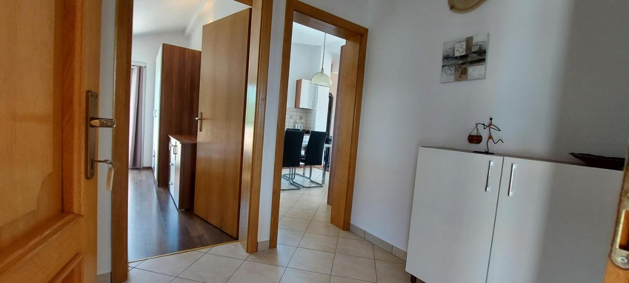 Apartments Marijana 라브 객실 사진