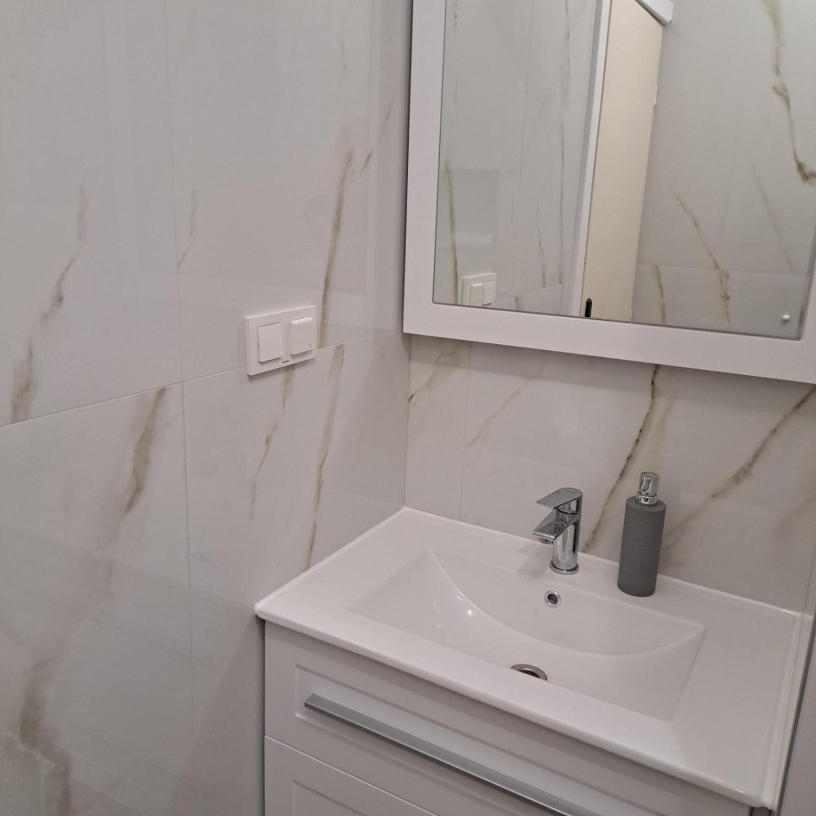Apartments Marijana 라브 외부 사진