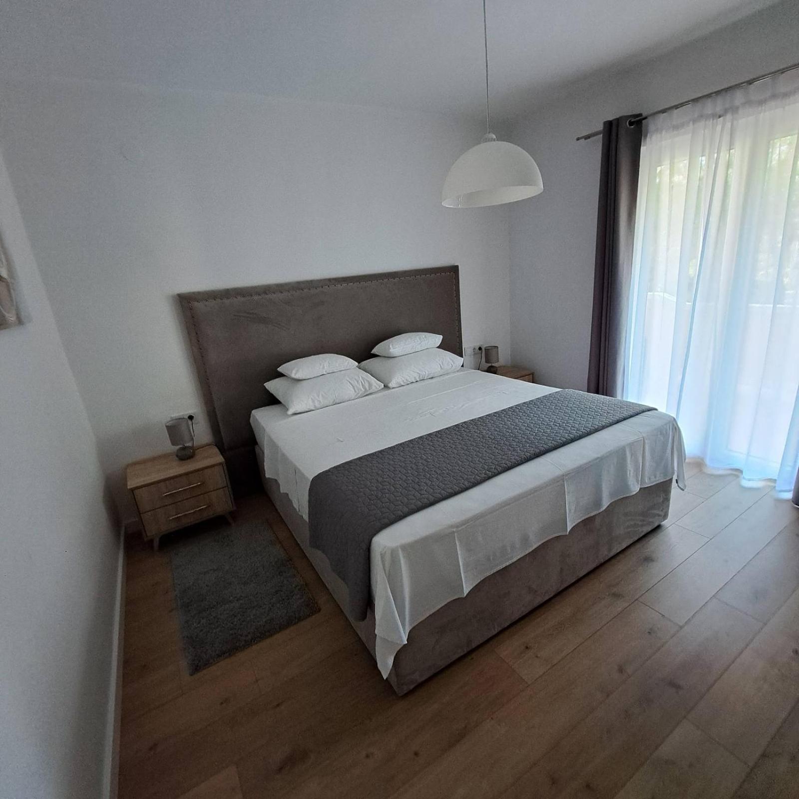 Apartments Marijana 라브 외부 사진